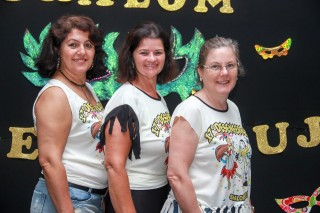 
<a style='margin-left: 5px;' class='btn btn-xs btn-social btn-facebook' href='https://www.facebook.com/sharer/sharer.php?u=https://galeramix.s01.web.getmuller.com.br/imagem/a1/800-800-90/conteudo/site_galerias/1/img1324.jpg' rel='popup' data-width='500' data-height='400'><i class='fa fa-facebook'></i>Compartilhar <span class='hidden-xs'>no Facebook</span>
</a> 
<a class='btn btn-default btn-xs' target='_blank' href='imagem/a1/800-800-90/conteudo/site_galerias/1/img1324.jpg'>
<span class='glyphicon glyphicon-cloud-download'></span> Salvar
</a>
