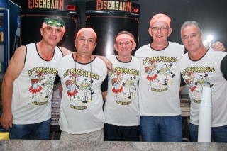 
<a style='margin-left: 5px;' class='btn btn-xs btn-social btn-facebook' href='https://www.facebook.com/sharer/sharer.php?u=https://galeramix.s01.web.getmuller.com.br/imagem/a1/800-800-90/conteudo/site_galerias/1/img1332.jpg' rel='popup' data-width='500' data-height='400'><i class='fa fa-facebook'></i>Compartilhar <span class='hidden-xs'>no Facebook</span>
</a> 
<a class='btn btn-default btn-xs' target='_blank' href='imagem/a1/800-800-90/conteudo/site_galerias/1/img1332.jpg'>
<span class='glyphicon glyphicon-cloud-download'></span> Salvar
</a>
