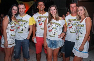 
<a style='margin-left: 5px;' class='btn btn-xs btn-social btn-facebook' href='https://www.facebook.com/sharer/sharer.php?u=https://galeramix.s01.web.getmuller.com.br/imagem/a1/800-800-90/conteudo/site_galerias/1/img1359.jpg' rel='popup' data-width='500' data-height='400'><i class='fa fa-facebook'></i>Compartilhar <span class='hidden-xs'>no Facebook</span>
</a> 
<a class='btn btn-default btn-xs' target='_blank' href='imagem/a1/800-800-90/conteudo/site_galerias/1/img1359.jpg'>
<span class='glyphicon glyphicon-cloud-download'></span> Salvar
</a>
