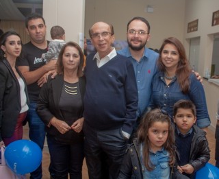 
<a style='margin-left: 5px;' class='btn btn-xs btn-social btn-facebook' href='https://www.facebook.com/sharer/sharer.php?u=https://galeramix.s01.web.getmuller.com.br/imagem/a104/800-800-90/conteudo/site_galerias/104/festa-do-divino-espirito-santo-tijucas-galeramix-35.jpg' rel='popup' data-width='500' data-height='400'><i class='fa fa-facebook'></i>Compartilhar <span class='hidden-xs'>no Facebook</span>
</a> 
<a class='btn btn-default btn-xs' target='_blank' href='imagem/a104/800-800-90/conteudo/site_galerias/104/festa-do-divino-espirito-santo-tijucas-galeramix-35.jpg'>
<span class='glyphicon glyphicon-cloud-download'></span> Salvar
</a>
