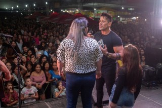 
<a style='margin-left: 5px;' class='btn btn-xs btn-social btn-facebook' href='https://www.facebook.com/sharer/sharer.php?u=https://galeramix.s01.web.getmuller.com.br/imagem/a106/800-800-90/conteudo/site_galerias/106/img4468.jpg' rel='popup' data-width='500' data-height='400'><i class='fa fa-facebook'></i>Compartilhar <span class='hidden-xs'>no Facebook</span>
</a> 
<a class='btn btn-default btn-xs' target='_blank' href='imagem/a106/800-800-90/conteudo/site_galerias/106/img4468.jpg'>
<span class='glyphicon glyphicon-cloud-download'></span> Salvar
</a>
