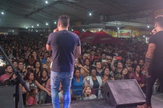 
<a style='margin-left: 5px;' class='btn btn-xs btn-social btn-facebook' href='https://www.facebook.com/sharer/sharer.php?u=https://galeramix.s01.web.getmuller.com.br/imagem/a106/800-800-90/conteudo/site_galerias/106/img4510.jpg' rel='popup' data-width='500' data-height='400'><i class='fa fa-facebook'></i>Compartilhar <span class='hidden-xs'>no Facebook</span>
</a> 
<a class='btn btn-default btn-xs' target='_blank' href='imagem/a106/800-800-90/conteudo/site_galerias/106/img4510.jpg'>
<span class='glyphicon glyphicon-cloud-download'></span> Salvar
</a>
