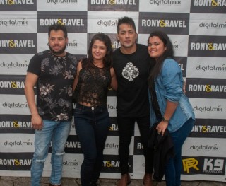 
<a style='margin-left: 5px;' class='btn btn-xs btn-social btn-facebook' href='https://www.facebook.com/sharer/sharer.php?u=https://galeramix.s01.web.getmuller.com.br/imagem/a106/800-800-90/conteudo/site_galerias/106/img4585.jpg' rel='popup' data-width='500' data-height='400'><i class='fa fa-facebook'></i>Compartilhar <span class='hidden-xs'>no Facebook</span>
</a> 
<a class='btn btn-default btn-xs' target='_blank' href='imagem/a106/800-800-90/conteudo/site_galerias/106/img4585.jpg'>
<span class='glyphicon glyphicon-cloud-download'></span> Salvar
</a>
