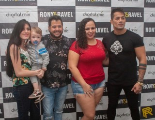 
<a style='margin-left: 5px;' class='btn btn-xs btn-social btn-facebook' href='https://www.facebook.com/sharer/sharer.php?u=https://galeramix.s01.web.getmuller.com.br/imagem/a106/800-800-90/conteudo/site_galerias/106/img4636.jpg' rel='popup' data-width='500' data-height='400'><i class='fa fa-facebook'></i>Compartilhar <span class='hidden-xs'>no Facebook</span>
</a> 
<a class='btn btn-default btn-xs' target='_blank' href='imagem/a106/800-800-90/conteudo/site_galerias/106/img4636.jpg'>
<span class='glyphicon glyphicon-cloud-download'></span> Salvar
</a>
