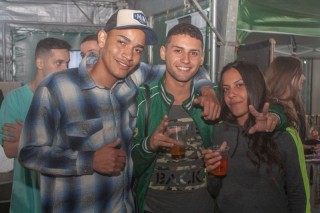 
<a style='margin-left: 5px;' class='btn btn-xs btn-social btn-facebook' href='https://www.facebook.com/sharer/sharer.php?u=https://galeramix.s01.web.getmuller.com.br/imagem/a106/800-800-90/conteudo/site_galerias/106/img4655.jpg' rel='popup' data-width='500' data-height='400'><i class='fa fa-facebook'></i>Compartilhar <span class='hidden-xs'>no Facebook</span>
</a> 
<a class='btn btn-default btn-xs' target='_blank' href='imagem/a106/800-800-90/conteudo/site_galerias/106/img4655.jpg'>
<span class='glyphicon glyphicon-cloud-download'></span> Salvar
</a>
