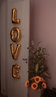 
                <a style='margin-left: 5px;' class='btn btn-xs btn-social btn-facebook' href='https://www.facebook.com/sharer/sharer.php?u=https://galeramix.s01.web.getmuller.com.br/imagem/a109/800-800-90/conteudo/site_galerias/109/nona-cre-tijucas-jantar-dia-dos-namorados-galeramix-14.jpg' rel='popup' data-width='500' data-height='400'><i class='fa fa-facebook'></i>Compartilhar <span class='hidden-xs'>no Facebook</span>
            </a> 
            <a class='btn btn-default btn-xs' target='_blank' href='imagem/a109/800-800-90/conteudo/site_galerias/109/nona-cre-tijucas-jantar-dia-dos-namorados-galeramix-14.jpg'>
                <span class='glyphicon glyphicon-cloud-download'></span> Salvar
            </a>
            