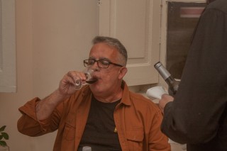 
<a style='margin-left: 5px;' class='btn btn-xs btn-social btn-facebook' href='https://www.facebook.com/sharer/sharer.php?u=https://galeramix.s01.web.getmuller.com.br/imagem/a109/800-800-90/conteudo/site_galerias/109/nona-cre-tijucas-jantar-dia-dos-namorados-galeramix-39.jpg' rel='popup' data-width='500' data-height='400'><i class='fa fa-facebook'></i>Compartilhar <span class='hidden-xs'>no Facebook</span>
</a> 
<a class='btn btn-default btn-xs' target='_blank' href='imagem/a109/800-800-90/conteudo/site_galerias/109/nona-cre-tijucas-jantar-dia-dos-namorados-galeramix-39.jpg'>
<span class='glyphicon glyphicon-cloud-download'></span> Salvar
</a>
