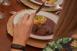 
<a style='margin-left: 5px;' class='btn btn-xs btn-social btn-facebook' href='https://www.facebook.com/sharer/sharer.php?u=https://galeramix.s01.web.getmuller.com.br/imagem/a109/800-800-90/conteudo/site_galerias/109/nona-cre-tijucas-jantar-dia-dos-namorados-galeramix-47.jpg' rel='popup' data-width='500' data-height='400'><i class='fa fa-facebook'></i>Compartilhar <span class='hidden-xs'>no Facebook</span>
</a> 
<a class='btn btn-default btn-xs' target='_blank' href='imagem/a109/800-800-90/conteudo/site_galerias/109/nona-cre-tijucas-jantar-dia-dos-namorados-galeramix-47.jpg'>
<span class='glyphicon glyphicon-cloud-download'></span> Salvar
</a>
