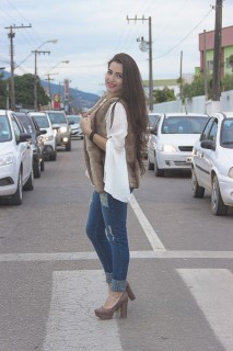 
                                <a style='margin-left: 5px;' class='btn btn-xs btn-social btn-facebook' href='https://www.facebook.com/sharer/sharer.php?u=https://galeramix.s01.web.getmuller.com.br/imagem/a11/800-800-90/conteudo/site_galerias/11/diminuir-10.jpg' rel='popup' data-width='500' data-height='400'><i class='fa fa-facebook'></i>Compartilhar <span class='hidden-xs'>no Facebook</span>
                            </a> 
                            <a class='btn btn-default btn-xs' target='_blank' href='imagem/a11/800-800-90/conteudo/site_galerias/11/diminuir-10.jpg'>
                                <span class='glyphicon glyphicon-cloud-download'></span> Salvar
                            </a>
                            