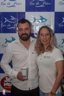 
<a style='margin-left: 5px;' class='btn btn-xs btn-social btn-facebook' href='https://www.facebook.com/sharer/sharer.php?u=https://galeramix.s01.web.getmuller.com.br/imagem/a110/800-800-90/conteudo/site_galerias/110/feijoada-do-jean-negao-2019-43.jpg' rel='popup' data-width='500' data-height='400'><i class='fa fa-facebook'></i>Compartilhar <span class='hidden-xs'>no Facebook</span>
</a> 
<a class='btn btn-default btn-xs' target='_blank' href='imagem/a110/800-800-90/conteudo/site_galerias/110/feijoada-do-jean-negao-2019-43.jpg'>
<span class='glyphicon glyphicon-cloud-download'></span> Salvar
</a>
