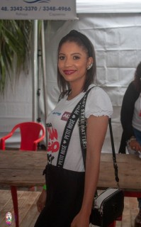 
<a style='margin-left: 5px;' class='btn btn-xs btn-social btn-facebook' href='https://www.facebook.com/sharer/sharer.php?u=https://galeramix.s01.web.getmuller.com.br/imagem/a110/800-800-90/conteudo/site_galerias/110/feijoada-do-jean-negao-2019-49.jpg' rel='popup' data-width='500' data-height='400'><i class='fa fa-facebook'></i>Compartilhar <span class='hidden-xs'>no Facebook</span>
</a> 
<a class='btn btn-default btn-xs' target='_blank' href='imagem/a110/800-800-90/conteudo/site_galerias/110/feijoada-do-jean-negao-2019-49.jpg'>
<span class='glyphicon glyphicon-cloud-download'></span> Salvar
</a>
