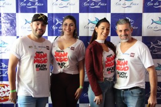 
<a style='margin-left: 5px;' class='btn btn-xs btn-social btn-facebook' href='https://www.facebook.com/sharer/sharer.php?u=https://galeramix.s01.web.getmuller.com.br/imagem/a110/800-800-90/conteudo/site_galerias/110/feijoada-do-jean-negao-2019-96.jpg' rel='popup' data-width='500' data-height='400'><i class='fa fa-facebook'></i>Compartilhar <span class='hidden-xs'>no Facebook</span>
</a> 
<a class='btn btn-default btn-xs' target='_blank' href='imagem/a110/800-800-90/conteudo/site_galerias/110/feijoada-do-jean-negao-2019-96.jpg'>
<span class='glyphicon glyphicon-cloud-download'></span> Salvar
</a>
