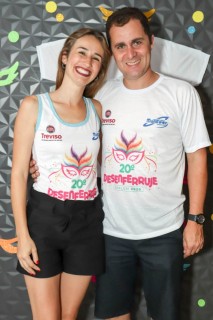 
<a style='margin-left: 5px;' class='btn btn-xs btn-social btn-facebook' href='https://www.facebook.com/sharer/sharer.php?u=https://galeramix.s01.web.getmuller.com.br/imagem/a112/800-800-90/conteudo/site_galerias/112/20-desenferruje-lives-tijucas-galeramix-115.jpg' rel='popup' data-width='500' data-height='400'><i class='fa fa-facebook'></i>Compartilhar <span class='hidden-xs'>no Facebook</span>
</a> 
<a class='btn btn-default btn-xs' target='_blank' href='imagem/a112/800-800-90/conteudo/site_galerias/112/20-desenferruje-lives-tijucas-galeramix-115.jpg'>
<span class='glyphicon glyphicon-cloud-download'></span> Salvar
</a>
