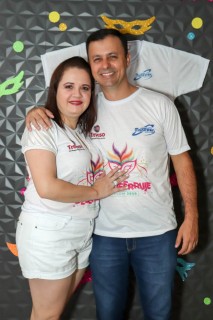 
<a style='margin-left: 5px;' class='btn btn-xs btn-social btn-facebook' href='https://www.facebook.com/sharer/sharer.php?u=https://galeramix.s01.web.getmuller.com.br/imagem/a112/800-800-90/conteudo/site_galerias/112/20-desenferruje-lives-tijucas-galeramix-129.jpg' rel='popup' data-width='500' data-height='400'><i class='fa fa-facebook'></i>Compartilhar <span class='hidden-xs'>no Facebook</span>
</a> 
<a class='btn btn-default btn-xs' target='_blank' href='imagem/a112/800-800-90/conteudo/site_galerias/112/20-desenferruje-lives-tijucas-galeramix-129.jpg'>
<span class='glyphicon glyphicon-cloud-download'></span> Salvar
</a>
