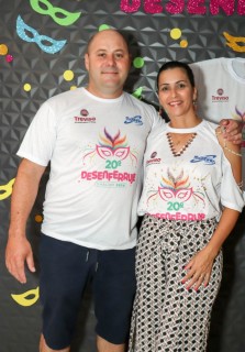 
<a style='margin-left: 5px;' class='btn btn-xs btn-social btn-facebook' href='https://www.facebook.com/sharer/sharer.php?u=https://galeramix.s01.web.getmuller.com.br/imagem/a112/800-800-90/conteudo/site_galerias/112/20-desenferruje-lives-tijucas-galeramix-137.jpg' rel='popup' data-width='500' data-height='400'><i class='fa fa-facebook'></i>Compartilhar <span class='hidden-xs'>no Facebook</span>
</a> 
<a class='btn btn-default btn-xs' target='_blank' href='imagem/a112/800-800-90/conteudo/site_galerias/112/20-desenferruje-lives-tijucas-galeramix-137.jpg'>
<span class='glyphicon glyphicon-cloud-download'></span> Salvar
</a>
