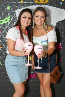 
<a style='margin-left: 5px;' class='btn btn-xs btn-social btn-facebook' href='https://www.facebook.com/sharer/sharer.php?u=https://galeramix.s01.web.getmuller.com.br/imagem/a112/800-800-90/conteudo/site_galerias/112/20-desenferruje-lives-tijucas-galeramix-192.jpg' rel='popup' data-width='500' data-height='400'><i class='fa fa-facebook'></i>Compartilhar <span class='hidden-xs'>no Facebook</span>
</a> 
<a class='btn btn-default btn-xs' target='_blank' href='imagem/a112/800-800-90/conteudo/site_galerias/112/20-desenferruje-lives-tijucas-galeramix-192.jpg'>
<span class='glyphicon glyphicon-cloud-download'></span> Salvar
</a>
