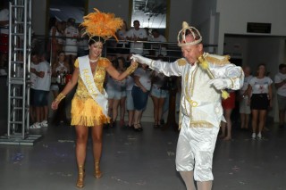 
<a style='margin-left: 5px;' class='btn btn-xs btn-social btn-facebook' href='https://www.facebook.com/sharer/sharer.php?u=https://galeramix.s01.web.getmuller.com.br/imagem/a112/800-800-90/conteudo/site_galerias/112/20-desenferruje-lives-tijucas-galeramix-194.jpg' rel='popup' data-width='500' data-height='400'><i class='fa fa-facebook'></i>Compartilhar <span class='hidden-xs'>no Facebook</span>
</a> 
<a class='btn btn-default btn-xs' target='_blank' href='imagem/a112/800-800-90/conteudo/site_galerias/112/20-desenferruje-lives-tijucas-galeramix-194.jpg'>
<span class='glyphicon glyphicon-cloud-download'></span> Salvar
</a>
