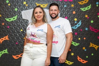 
<a style='margin-left: 5px;' class='btn btn-xs btn-social btn-facebook' href='https://www.facebook.com/sharer/sharer.php?u=https://galeramix.s01.web.getmuller.com.br/imagem/a112/800-800-90/conteudo/site_galerias/112/20-desenferruje-lives-tijucas-galeramix-212.jpg' rel='popup' data-width='500' data-height='400'><i class='fa fa-facebook'></i>Compartilhar <span class='hidden-xs'>no Facebook</span>
</a> 
<a class='btn btn-default btn-xs' target='_blank' href='imagem/a112/800-800-90/conteudo/site_galerias/112/20-desenferruje-lives-tijucas-galeramix-212.jpg'>
<span class='glyphicon glyphicon-cloud-download'></span> Salvar
</a>
