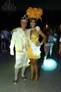 
<a style='margin-left: 5px;' class='btn btn-xs btn-social btn-facebook' href='https://www.facebook.com/sharer/sharer.php?u=https://galeramix.s01.web.getmuller.com.br/imagem/a112/800-800-90/conteudo/site_galerias/112/20-desenferruje-lives-tijucas-galeramix-236.jpg' rel='popup' data-width='500' data-height='400'><i class='fa fa-facebook'></i>Compartilhar <span class='hidden-xs'>no Facebook</span>
</a> 
<a class='btn btn-default btn-xs' target='_blank' href='imagem/a112/800-800-90/conteudo/site_galerias/112/20-desenferruje-lives-tijucas-galeramix-236.jpg'>
<span class='glyphicon glyphicon-cloud-download'></span> Salvar
</a>
