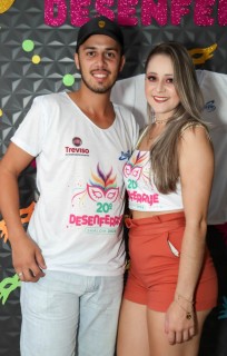 
<a style='margin-left: 5px;' class='btn btn-xs btn-social btn-facebook' href='https://www.facebook.com/sharer/sharer.php?u=https://galeramix.s01.web.getmuller.com.br/imagem/a112/800-800-90/conteudo/site_galerias/112/20-desenferruje-lives-tijucas-galeramix-25.jpg' rel='popup' data-width='500' data-height='400'><i class='fa fa-facebook'></i>Compartilhar <span class='hidden-xs'>no Facebook</span>
</a> 
<a class='btn btn-default btn-xs' target='_blank' href='imagem/a112/800-800-90/conteudo/site_galerias/112/20-desenferruje-lives-tijucas-galeramix-25.jpg'>
<span class='glyphicon glyphicon-cloud-download'></span> Salvar
</a>
