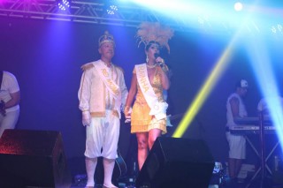 
<a style='margin-left: 5px;' class='btn btn-xs btn-social btn-facebook' href='https://www.facebook.com/sharer/sharer.php?u=https://galeramix.s01.web.getmuller.com.br/imagem/a112/800-800-90/conteudo/site_galerias/112/20-desenferruje-lives-tijucas-galeramix-286.jpg' rel='popup' data-width='500' data-height='400'><i class='fa fa-facebook'></i>Compartilhar <span class='hidden-xs'>no Facebook</span>
</a> 
<a class='btn btn-default btn-xs' target='_blank' href='imagem/a112/800-800-90/conteudo/site_galerias/112/20-desenferruje-lives-tijucas-galeramix-286.jpg'>
<span class='glyphicon glyphicon-cloud-download'></span> Salvar
</a>
