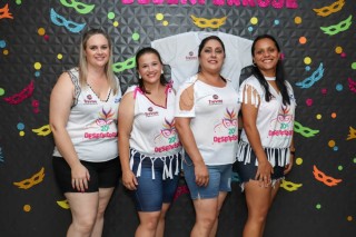 
<a style='margin-left: 5px;' class='btn btn-xs btn-social btn-facebook' href='https://www.facebook.com/sharer/sharer.php?u=https://galeramix.s01.web.getmuller.com.br/imagem/a112/800-800-90/conteudo/site_galerias/112/20-desenferruje-lives-tijucas-galeramix-37.jpg' rel='popup' data-width='500' data-height='400'><i class='fa fa-facebook'></i>Compartilhar <span class='hidden-xs'>no Facebook</span>
</a> 
<a class='btn btn-default btn-xs' target='_blank' href='imagem/a112/800-800-90/conteudo/site_galerias/112/20-desenferruje-lives-tijucas-galeramix-37.jpg'>
<span class='glyphicon glyphicon-cloud-download'></span> Salvar
</a>
