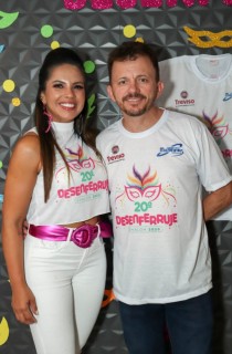 
<a style='margin-left: 5px;' class='btn btn-xs btn-social btn-facebook' href='https://www.facebook.com/sharer/sharer.php?u=https://galeramix.s01.web.getmuller.com.br/imagem/a112/800-800-90/conteudo/site_galerias/112/20-desenferruje-lives-tijucas-galeramix-61.jpg' rel='popup' data-width='500' data-height='400'><i class='fa fa-facebook'></i>Compartilhar <span class='hidden-xs'>no Facebook</span>
</a> 
<a class='btn btn-default btn-xs' target='_blank' href='imagem/a112/800-800-90/conteudo/site_galerias/112/20-desenferruje-lives-tijucas-galeramix-61.jpg'>
<span class='glyphicon glyphicon-cloud-download'></span> Salvar
</a>
