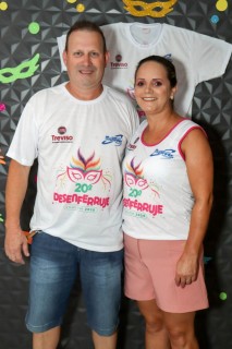 
<a style='margin-left: 5px;' class='btn btn-xs btn-social btn-facebook' href='https://www.facebook.com/sharer/sharer.php?u=https://galeramix.s01.web.getmuller.com.br/imagem/a112/800-800-90/conteudo/site_galerias/112/20-desenferruje-lives-tijucas-galeramix-73.jpg' rel='popup' data-width='500' data-height='400'><i class='fa fa-facebook'></i>Compartilhar <span class='hidden-xs'>no Facebook</span>
</a> 
<a class='btn btn-default btn-xs' target='_blank' href='imagem/a112/800-800-90/conteudo/site_galerias/112/20-desenferruje-lives-tijucas-galeramix-73.jpg'>
<span class='glyphicon glyphicon-cloud-download'></span> Salvar
</a>
