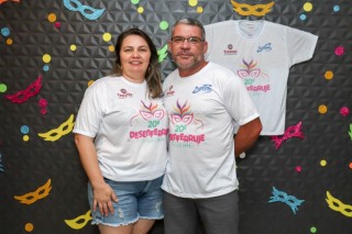 
<a style='margin-left: 5px;' class='btn btn-xs btn-social btn-facebook' href='https://www.facebook.com/sharer/sharer.php?u=https://galeramix.s01.web.getmuller.com.br/imagem/a112/800-800-90/conteudo/site_galerias/112/20-desenferruje-lives-tijucas-galeramix-77.jpg' rel='popup' data-width='500' data-height='400'><i class='fa fa-facebook'></i>Compartilhar <span class='hidden-xs'>no Facebook</span>
</a> 
<a class='btn btn-default btn-xs' target='_blank' href='imagem/a112/800-800-90/conteudo/site_galerias/112/20-desenferruje-lives-tijucas-galeramix-77.jpg'>
<span class='glyphicon glyphicon-cloud-download'></span> Salvar
</a>
