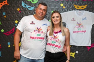 
<a style='margin-left: 5px;' class='btn btn-xs btn-social btn-facebook' href='https://www.facebook.com/sharer/sharer.php?u=https://galeramix.s01.web.getmuller.com.br/imagem/a112/800-800-90/conteudo/site_galerias/112/20-desenferruje-lives-tijucas-galeramix-98.jpg' rel='popup' data-width='500' data-height='400'><i class='fa fa-facebook'></i>Compartilhar <span class='hidden-xs'>no Facebook</span>
</a> 
<a class='btn btn-default btn-xs' target='_blank' href='imagem/a112/800-800-90/conteudo/site_galerias/112/20-desenferruje-lives-tijucas-galeramix-98.jpg'>
<span class='glyphicon glyphicon-cloud-download'></span> Salvar
</a>
