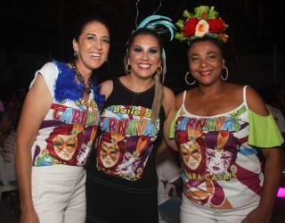 
<a style='margin-left: 5px;' class='btn btn-xs btn-social btn-facebook' href='https://www.facebook.com/sharer/sharer.php?u=https://galeramix.s01.web.getmuller.com.br/imagem/a113/800-800-90/conteudo/site_galerias/113/baile-de-carnaval-para-casais-ctg-fogao-de-lenha-tijucas-galeramix-122.jpg' rel='popup' data-width='500' data-height='400'><i class='fa fa-facebook'></i>Compartilhar <span class='hidden-xs'>no Facebook</span>
</a> 
<a class='btn btn-default btn-xs' target='_blank' href='imagem/a113/800-800-90/conteudo/site_galerias/113/baile-de-carnaval-para-casais-ctg-fogao-de-lenha-tijucas-galeramix-122.jpg'>
<span class='glyphicon glyphicon-cloud-download'></span> Salvar
</a>
