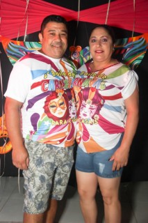 
<a style='margin-left: 5px;' class='btn btn-xs btn-social btn-facebook' href='https://www.facebook.com/sharer/sharer.php?u=https://galeramix.s01.web.getmuller.com.br/imagem/a113/800-800-90/conteudo/site_galerias/113/baile-de-carnaval-para-casais-ctg-fogao-de-lenha-tijucas-galeramix-13.jpg' rel='popup' data-width='500' data-height='400'><i class='fa fa-facebook'></i>Compartilhar <span class='hidden-xs'>no Facebook</span>
</a> 
<a class='btn btn-default btn-xs' target='_blank' href='imagem/a113/800-800-90/conteudo/site_galerias/113/baile-de-carnaval-para-casais-ctg-fogao-de-lenha-tijucas-galeramix-13.jpg'>
<span class='glyphicon glyphicon-cloud-download'></span> Salvar
</a>
