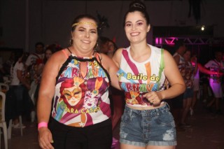 
<a style='margin-left: 5px;' class='btn btn-xs btn-social btn-facebook' href='https://www.facebook.com/sharer/sharer.php?u=https://galeramix.s01.web.getmuller.com.br/imagem/a113/800-800-90/conteudo/site_galerias/113/baile-de-carnaval-para-casais-ctg-fogao-de-lenha-tijucas-galeramix-146.jpg' rel='popup' data-width='500' data-height='400'><i class='fa fa-facebook'></i>Compartilhar <span class='hidden-xs'>no Facebook</span>
</a> 
<a class='btn btn-default btn-xs' target='_blank' href='imagem/a113/800-800-90/conteudo/site_galerias/113/baile-de-carnaval-para-casais-ctg-fogao-de-lenha-tijucas-galeramix-146.jpg'>
<span class='glyphicon glyphicon-cloud-download'></span> Salvar
</a>
