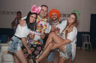 
<a style='margin-left: 5px;' class='btn btn-xs btn-social btn-facebook' href='https://www.facebook.com/sharer/sharer.php?u=https://galeramix.s01.web.getmuller.com.br/imagem/a113/800-800-90/conteudo/site_galerias/113/baile-de-carnaval-para-casais-ctg-fogao-de-lenha-tijucas-galeramix-150.jpg' rel='popup' data-width='500' data-height='400'><i class='fa fa-facebook'></i>Compartilhar <span class='hidden-xs'>no Facebook</span>
</a> 
<a class='btn btn-default btn-xs' target='_blank' href='imagem/a113/800-800-90/conteudo/site_galerias/113/baile-de-carnaval-para-casais-ctg-fogao-de-lenha-tijucas-galeramix-150.jpg'>
<span class='glyphicon glyphicon-cloud-download'></span> Salvar
</a>
