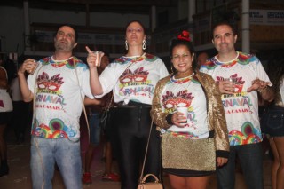 
<a style='margin-left: 5px;' class='btn btn-xs btn-social btn-facebook' href='https://www.facebook.com/sharer/sharer.php?u=https://galeramix.s01.web.getmuller.com.br/imagem/a113/800-800-90/conteudo/site_galerias/113/baile-de-carnaval-para-casais-ctg-fogao-de-lenha-tijucas-galeramix-164.jpg' rel='popup' data-width='500' data-height='400'><i class='fa fa-facebook'></i>Compartilhar <span class='hidden-xs'>no Facebook</span>
</a> 
<a class='btn btn-default btn-xs' target='_blank' href='imagem/a113/800-800-90/conteudo/site_galerias/113/baile-de-carnaval-para-casais-ctg-fogao-de-lenha-tijucas-galeramix-164.jpg'>
<span class='glyphicon glyphicon-cloud-download'></span> Salvar
</a>
