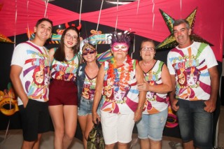 
<a style='margin-left: 5px;' class='btn btn-xs btn-social btn-facebook' href='https://www.facebook.com/sharer/sharer.php?u=https://galeramix.s01.web.getmuller.com.br/imagem/a113/800-800-90/conteudo/site_galerias/113/baile-de-carnaval-para-casais-ctg-fogao-de-lenha-tijucas-galeramix-24.jpg' rel='popup' data-width='500' data-height='400'><i class='fa fa-facebook'></i>Compartilhar <span class='hidden-xs'>no Facebook</span>
</a> 
<a class='btn btn-default btn-xs' target='_blank' href='imagem/a113/800-800-90/conteudo/site_galerias/113/baile-de-carnaval-para-casais-ctg-fogao-de-lenha-tijucas-galeramix-24.jpg'>
<span class='glyphicon glyphicon-cloud-download'></span> Salvar
</a>
