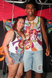 
<a style='margin-left: 5px;' class='btn btn-xs btn-social btn-facebook' href='https://www.facebook.com/sharer/sharer.php?u=https://galeramix.s01.web.getmuller.com.br/imagem/a113/800-800-90/conteudo/site_galerias/113/baile-de-carnaval-para-casais-ctg-fogao-de-lenha-tijucas-galeramix-26.jpg' rel='popup' data-width='500' data-height='400'><i class='fa fa-facebook'></i>Compartilhar <span class='hidden-xs'>no Facebook</span>
</a> 
<a class='btn btn-default btn-xs' target='_blank' href='imagem/a113/800-800-90/conteudo/site_galerias/113/baile-de-carnaval-para-casais-ctg-fogao-de-lenha-tijucas-galeramix-26.jpg'>
<span class='glyphicon glyphicon-cloud-download'></span> Salvar
</a>
