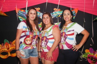 
<a style='margin-left: 5px;' class='btn btn-xs btn-social btn-facebook' href='https://www.facebook.com/sharer/sharer.php?u=https://galeramix.s01.web.getmuller.com.br/imagem/a113/800-800-90/conteudo/site_galerias/113/baile-de-carnaval-para-casais-ctg-fogao-de-lenha-tijucas-galeramix-30.jpg' rel='popup' data-width='500' data-height='400'><i class='fa fa-facebook'></i>Compartilhar <span class='hidden-xs'>no Facebook</span>
</a> 
<a class='btn btn-default btn-xs' target='_blank' href='imagem/a113/800-800-90/conteudo/site_galerias/113/baile-de-carnaval-para-casais-ctg-fogao-de-lenha-tijucas-galeramix-30.jpg'>
<span class='glyphicon glyphicon-cloud-download'></span> Salvar
</a>
