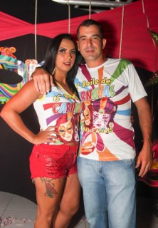 
<a style='margin-left: 5px;' class='btn btn-xs btn-social btn-facebook' href='https://www.facebook.com/sharer/sharer.php?u=https://galeramix.s01.web.getmuller.com.br/imagem/a113/800-800-90/conteudo/site_galerias/113/baile-de-carnaval-para-casais-ctg-fogao-de-lenha-tijucas-galeramix-49.jpg' rel='popup' data-width='500' data-height='400'><i class='fa fa-facebook'></i>Compartilhar <span class='hidden-xs'>no Facebook</span>
</a> 
<a class='btn btn-default btn-xs' target='_blank' href='imagem/a113/800-800-90/conteudo/site_galerias/113/baile-de-carnaval-para-casais-ctg-fogao-de-lenha-tijucas-galeramix-49.jpg'>
<span class='glyphicon glyphicon-cloud-download'></span> Salvar
</a>
