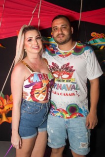 
<a style='margin-left: 5px;' class='btn btn-xs btn-social btn-facebook' href='https://www.facebook.com/sharer/sharer.php?u=https://galeramix.s01.web.getmuller.com.br/imagem/a113/800-800-90/conteudo/site_galerias/113/baile-de-carnaval-para-casais-ctg-fogao-de-lenha-tijucas-galeramix-64.jpg' rel='popup' data-width='500' data-height='400'><i class='fa fa-facebook'></i>Compartilhar <span class='hidden-xs'>no Facebook</span>
</a> 
<a class='btn btn-default btn-xs' target='_blank' href='imagem/a113/800-800-90/conteudo/site_galerias/113/baile-de-carnaval-para-casais-ctg-fogao-de-lenha-tijucas-galeramix-64.jpg'>
<span class='glyphicon glyphicon-cloud-download'></span> Salvar
</a>
