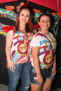 
<a style='margin-left: 5px;' class='btn btn-xs btn-social btn-facebook' href='https://www.facebook.com/sharer/sharer.php?u=https://galeramix.s01.web.getmuller.com.br/imagem/a113/800-800-90/conteudo/site_galerias/113/baile-de-carnaval-para-casais-ctg-fogao-de-lenha-tijucas-galeramix-81.jpg' rel='popup' data-width='500' data-height='400'><i class='fa fa-facebook'></i>Compartilhar <span class='hidden-xs'>no Facebook</span>
</a> 
<a class='btn btn-default btn-xs' target='_blank' href='imagem/a113/800-800-90/conteudo/site_galerias/113/baile-de-carnaval-para-casais-ctg-fogao-de-lenha-tijucas-galeramix-81.jpg'>
<span class='glyphicon glyphicon-cloud-download'></span> Salvar
</a>
