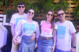 
<a style='margin-left: 5px;' class='btn btn-xs btn-social btn-facebook' href='https://www.facebook.com/sharer/sharer.php?u=https://galeramix.s01.web.getmuller.com.br/imagem/a114/800-800-90/conteudo/site_galerias/114/12-costelaco-junior-seco-silva-neto-canelinha-maiara-e-maraisa-galeramix-165.jpg' rel='popup' data-width='500' data-height='400'><i class='fa fa-facebook'></i>Compartilhar <span class='hidden-xs'>no Facebook</span>
</a> 
<a class='btn btn-default btn-xs' target='_blank' href='imagem/a114/800-800-90/conteudo/site_galerias/114/12-costelaco-junior-seco-silva-neto-canelinha-maiara-e-maraisa-galeramix-165.jpg'>
<span class='glyphicon glyphicon-cloud-download'></span> Salvar
</a>
