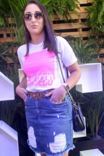 
<a style='margin-left: 5px;' class='btn btn-xs btn-social btn-facebook' href='https://www.facebook.com/sharer/sharer.php?u=https://galeramix.s01.web.getmuller.com.br/imagem/a114/800-800-90/conteudo/site_galerias/114/12-costelaco-junior-seco-silva-neto-canelinha-maiara-e-maraisa-galeramix-192.jpg' rel='popup' data-width='500' data-height='400'><i class='fa fa-facebook'></i>Compartilhar <span class='hidden-xs'>no Facebook</span>
</a> 
<a class='btn btn-default btn-xs' target='_blank' href='imagem/a114/800-800-90/conteudo/site_galerias/114/12-costelaco-junior-seco-silva-neto-canelinha-maiara-e-maraisa-galeramix-192.jpg'>
<span class='glyphicon glyphicon-cloud-download'></span> Salvar
</a>
