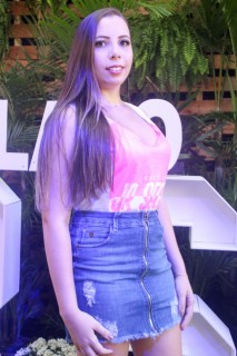 
<a style='margin-left: 5px;' class='btn btn-xs btn-social btn-facebook' href='https://www.facebook.com/sharer/sharer.php?u=https://galeramix.s01.web.getmuller.com.br/imagem/a114/800-800-90/conteudo/site_galerias/114/12-costelaco-junior-seco-silva-neto-canelinha-maiara-e-maraisa-galeramix-202.jpg' rel='popup' data-width='500' data-height='400'><i class='fa fa-facebook'></i>Compartilhar <span class='hidden-xs'>no Facebook</span>
</a> 
<a class='btn btn-default btn-xs' target='_blank' href='imagem/a114/800-800-90/conteudo/site_galerias/114/12-costelaco-junior-seco-silva-neto-canelinha-maiara-e-maraisa-galeramix-202.jpg'>
<span class='glyphicon glyphicon-cloud-download'></span> Salvar
</a>
