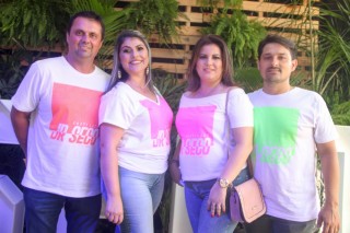 
<a style='margin-left: 5px;' class='btn btn-xs btn-social btn-facebook' href='https://www.facebook.com/sharer/sharer.php?u=https://galeramix.s01.web.getmuller.com.br/imagem/a114/800-800-90/conteudo/site_galerias/114/12-costelaco-junior-seco-silva-neto-canelinha-maiara-e-maraisa-galeramix-218.jpg' rel='popup' data-width='500' data-height='400'><i class='fa fa-facebook'></i>Compartilhar <span class='hidden-xs'>no Facebook</span>
</a> 
<a class='btn btn-default btn-xs' target='_blank' href='imagem/a114/800-800-90/conteudo/site_galerias/114/12-costelaco-junior-seco-silva-neto-canelinha-maiara-e-maraisa-galeramix-218.jpg'>
<span class='glyphicon glyphicon-cloud-download'></span> Salvar
</a>
