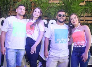 
<a style='margin-left: 5px;' class='btn btn-xs btn-social btn-facebook' href='https://www.facebook.com/sharer/sharer.php?u=https://galeramix.s01.web.getmuller.com.br/imagem/a114/800-800-90/conteudo/site_galerias/114/12-costelaco-junior-seco-silva-neto-canelinha-maiara-e-maraisa-galeramix-244.jpg' rel='popup' data-width='500' data-height='400'><i class='fa fa-facebook'></i>Compartilhar <span class='hidden-xs'>no Facebook</span>
</a> 
<a class='btn btn-default btn-xs' target='_blank' href='imagem/a114/800-800-90/conteudo/site_galerias/114/12-costelaco-junior-seco-silva-neto-canelinha-maiara-e-maraisa-galeramix-244.jpg'>
<span class='glyphicon glyphicon-cloud-download'></span> Salvar
</a>
