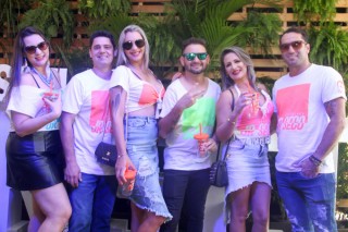 
<a style='margin-left: 5px;' class='btn btn-xs btn-social btn-facebook' href='https://www.facebook.com/sharer/sharer.php?u=https://galeramix.s01.web.getmuller.com.br/imagem/a114/800-800-90/conteudo/site_galerias/114/12-costelaco-junior-seco-silva-neto-canelinha-maiara-e-maraisa-galeramix-310.jpg' rel='popup' data-width='500' data-height='400'><i class='fa fa-facebook'></i>Compartilhar <span class='hidden-xs'>no Facebook</span>
</a> 
<a class='btn btn-default btn-xs' target='_blank' href='imagem/a114/800-800-90/conteudo/site_galerias/114/12-costelaco-junior-seco-silva-neto-canelinha-maiara-e-maraisa-galeramix-310.jpg'>
<span class='glyphicon glyphicon-cloud-download'></span> Salvar
</a>
