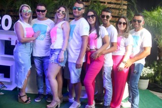 
<a style='margin-left: 5px;' class='btn btn-xs btn-social btn-facebook' href='https://www.facebook.com/sharer/sharer.php?u=https://galeramix.s01.web.getmuller.com.br/imagem/a114/800-800-90/conteudo/site_galerias/114/12-costelaco-junior-seco-silva-neto-canelinha-maiara-e-maraisa-galeramix-324.jpg' rel='popup' data-width='500' data-height='400'><i class='fa fa-facebook'></i>Compartilhar <span class='hidden-xs'>no Facebook</span>
</a> 
<a class='btn btn-default btn-xs' target='_blank' href='imagem/a114/800-800-90/conteudo/site_galerias/114/12-costelaco-junior-seco-silva-neto-canelinha-maiara-e-maraisa-galeramix-324.jpg'>
<span class='glyphicon glyphicon-cloud-download'></span> Salvar
</a>
