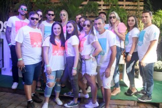 
<a style='margin-left: 5px;' class='btn btn-xs btn-social btn-facebook' href='https://www.facebook.com/sharer/sharer.php?u=https://galeramix.s01.web.getmuller.com.br/imagem/a114/800-800-90/conteudo/site_galerias/114/12-costelaco-junior-seco-silva-neto-canelinha-maiara-e-maraisa-galeramix-326.jpg' rel='popup' data-width='500' data-height='400'><i class='fa fa-facebook'></i>Compartilhar <span class='hidden-xs'>no Facebook</span>
</a> 
<a class='btn btn-default btn-xs' target='_blank' href='imagem/a114/800-800-90/conteudo/site_galerias/114/12-costelaco-junior-seco-silva-neto-canelinha-maiara-e-maraisa-galeramix-326.jpg'>
<span class='glyphicon glyphicon-cloud-download'></span> Salvar
</a>
