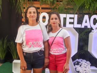 
<a style='margin-left: 5px;' class='btn btn-xs btn-social btn-facebook' href='https://www.facebook.com/sharer/sharer.php?u=https://galeramix.s01.web.getmuller.com.br/imagem/a114/800-800-90/conteudo/site_galerias/114/12-costelaco-junior-seco-silva-neto-canelinha-maiara-e-maraisa-galeramix-4.jpg' rel='popup' data-width='500' data-height='400'><i class='fa fa-facebook'></i>Compartilhar <span class='hidden-xs'>no Facebook</span>
</a> 
<a class='btn btn-default btn-xs' target='_blank' href='imagem/a114/800-800-90/conteudo/site_galerias/114/12-costelaco-junior-seco-silva-neto-canelinha-maiara-e-maraisa-galeramix-4.jpg'>
<span class='glyphicon glyphicon-cloud-download'></span> Salvar
</a>
